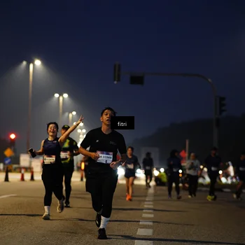 Runner Photo 7434884