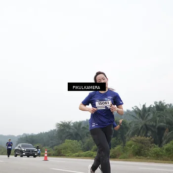 Runner Photo 7434895