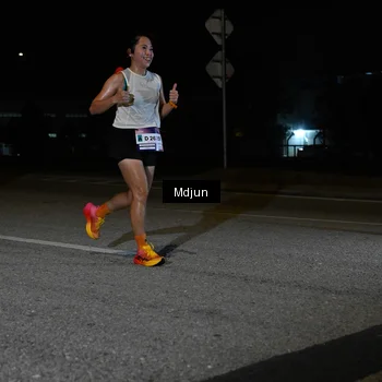 Runner Photo 7434899
