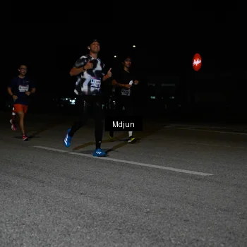 Runner Photo 7434900