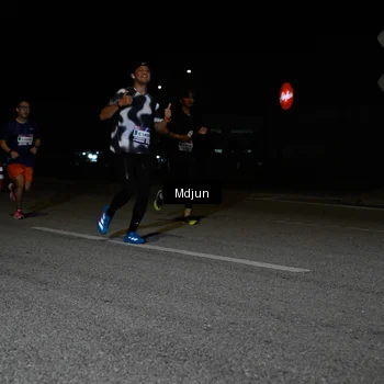 Runner Photo 7434903