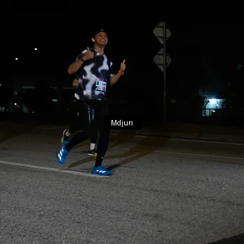 Runner Photo 7434934