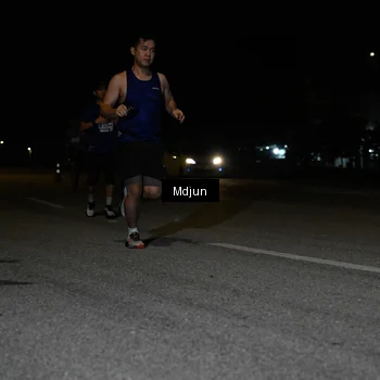 Runner Photo 7434944