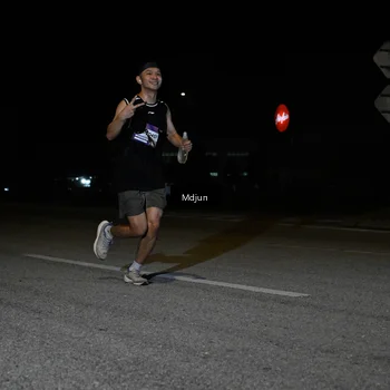 Runner Photo 7434952