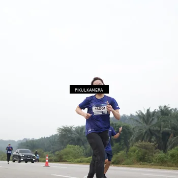 Runner Photo 7434956
