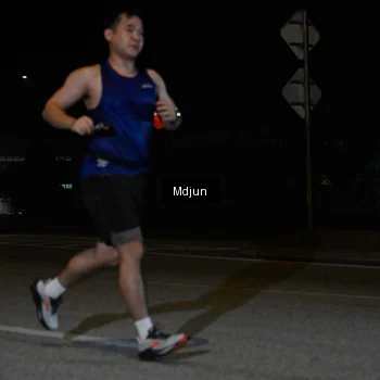 Runner Photo 7435000