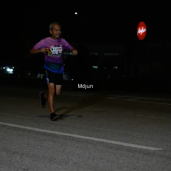 Runner Photo 7435019