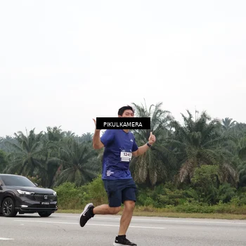 Runner Photo 7435043