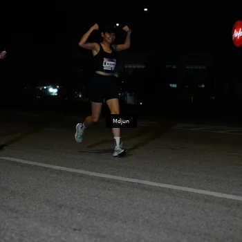 Runner Photo 7435052