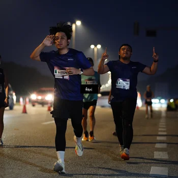 Runner Photo 7435092