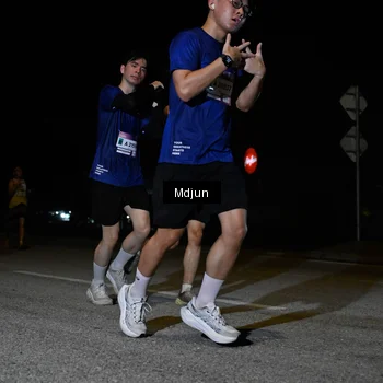 Runner Photo 7435160