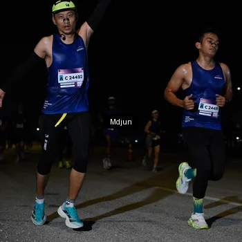 Runner Photo 7435168