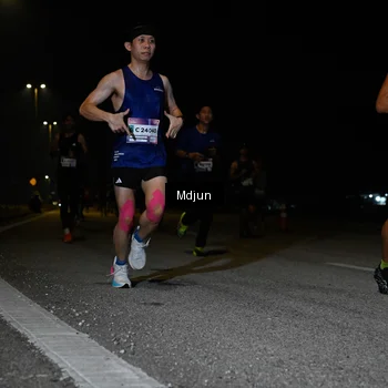 Runner Photo 7435172