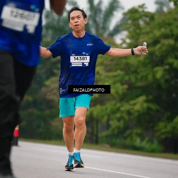 Runner Photo 7435195