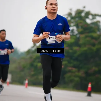 Runner Photo 7435238