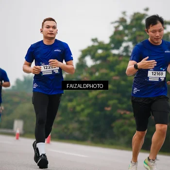 Runner Photo 7435245