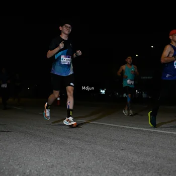 Runner Photo 7435250