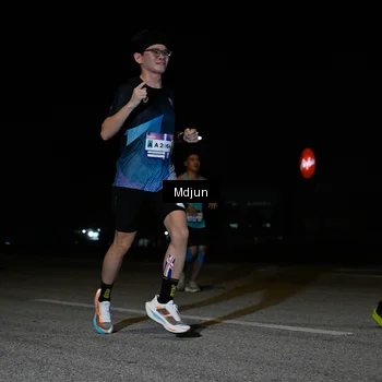 Runner Photo 7435268