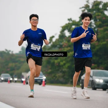 Runner Photo 7435278