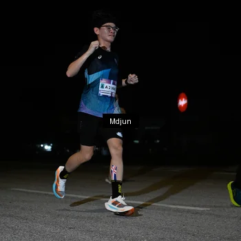 Runner Photo 7435280