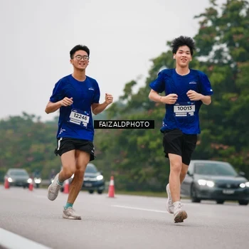 Runner Photo 7435287