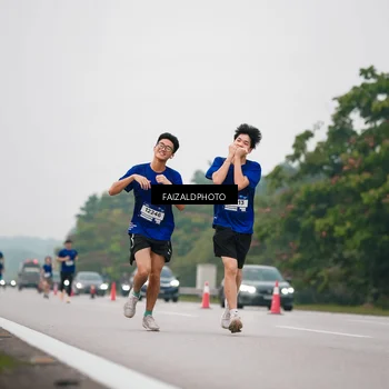 Runner Photo 7435303