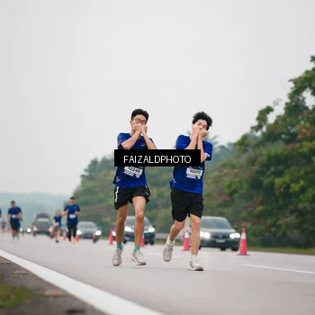 Runner Photo 7435304