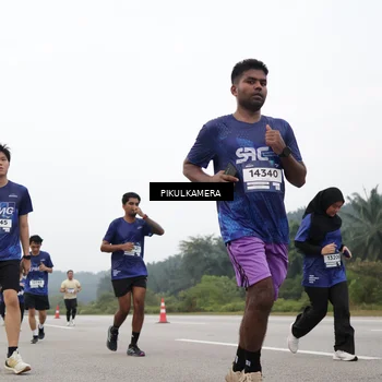 Runner Photo 7435313