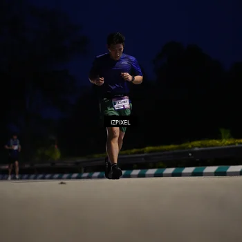 Runner Photo 7435330