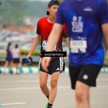 Runner Photo 7435333