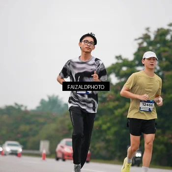 Runner Photo 7435339