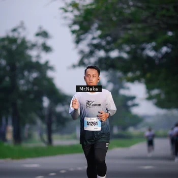 Runner Photo 7435375