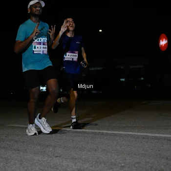 Runner Photo 7435383