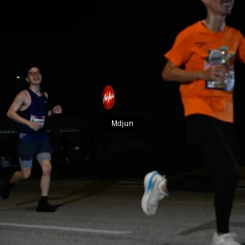 Runner Photo 7435393
