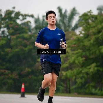 Runner Photo 7435403