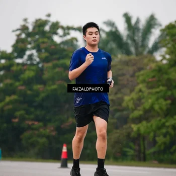 Runner Photo 7435407