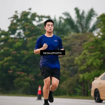 Runner Photo 7435411