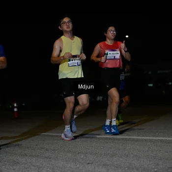 Runner Photo 7435424