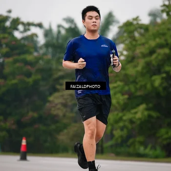Runner Photo 7435430