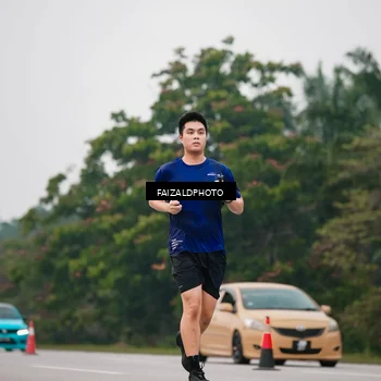 Runner Photo 7435433