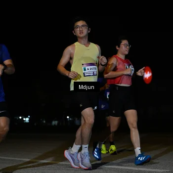 Runner Photo 7435442