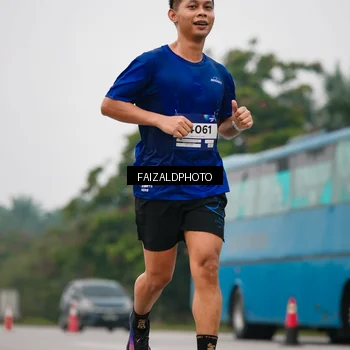 Runner Photo 7435452