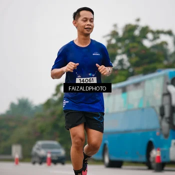Runner Photo 7435494