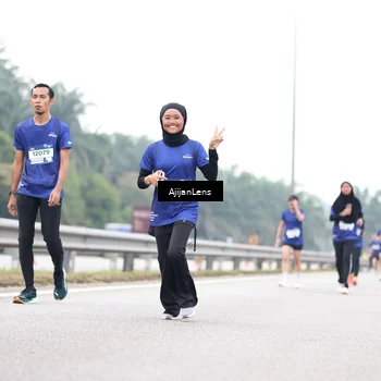 Runner Photo 7435544