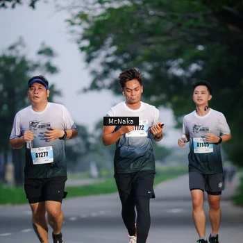 Runner Photo 7435545