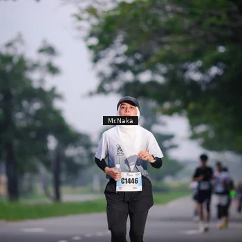 Runner Photo 7435575