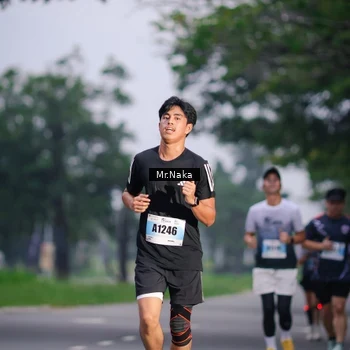 Runner Photo 7435580