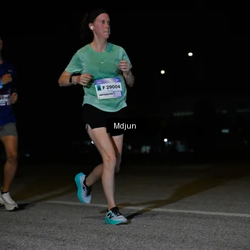Runner Photo 7435631