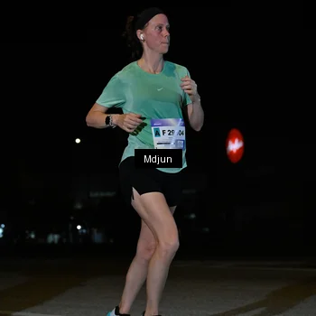 Runner Photo 7435640