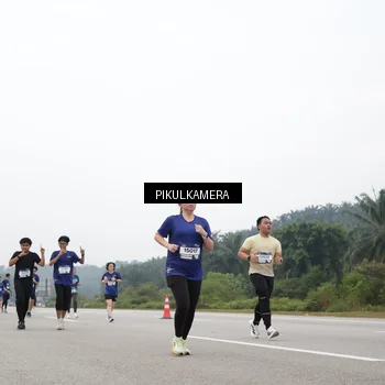 Runner Photo 7435642